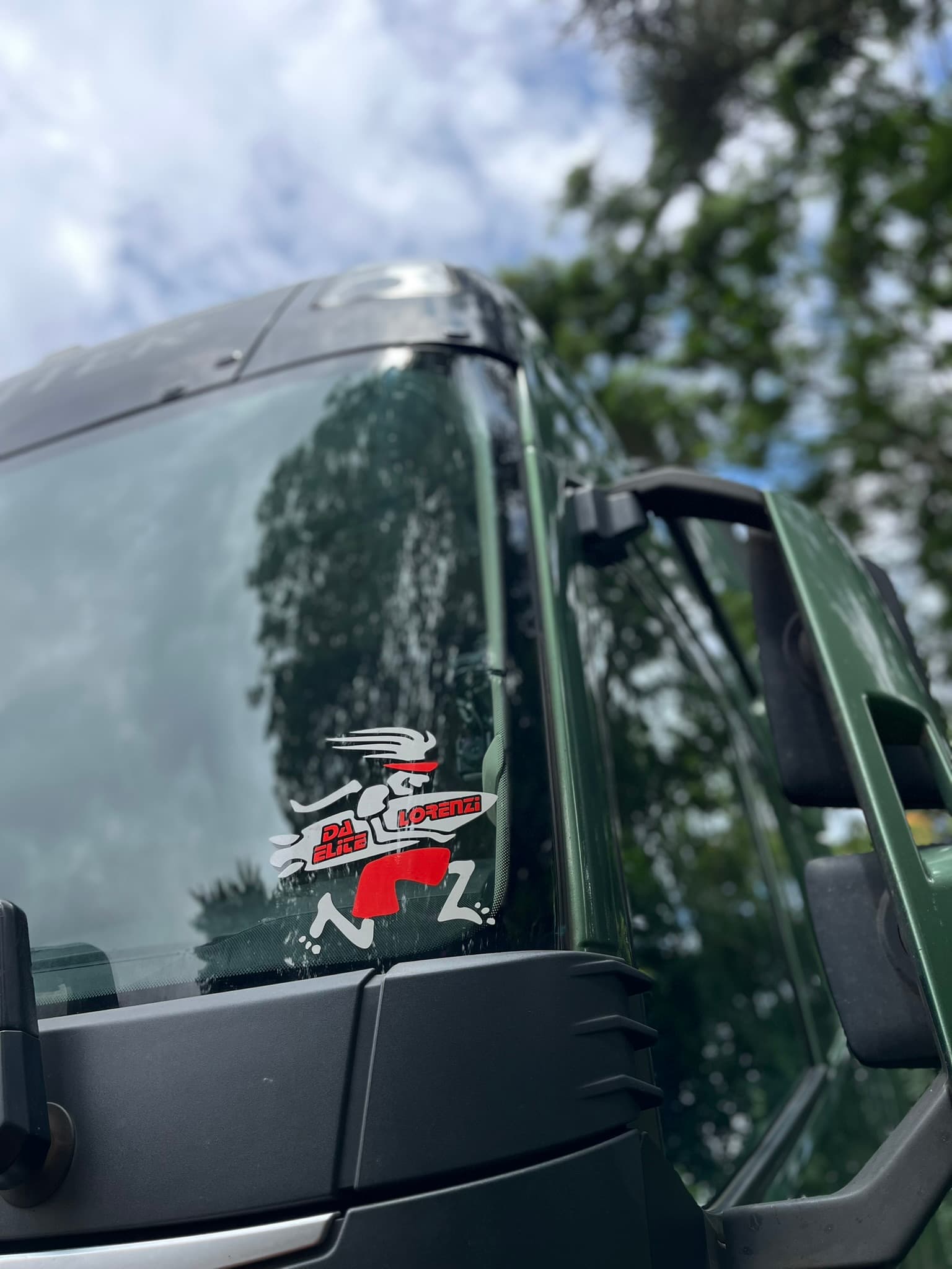 Veículo da frota Lorenzi – da elite