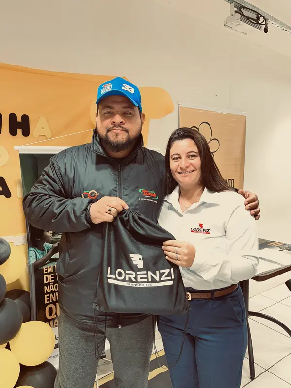 Conversa sobre segurança no trânsito com a equipe da Transporte Lorenzi em Antonina.