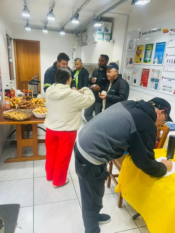 Registro do Setembro Amarelo da Transporte Lorenzi em Antonina.