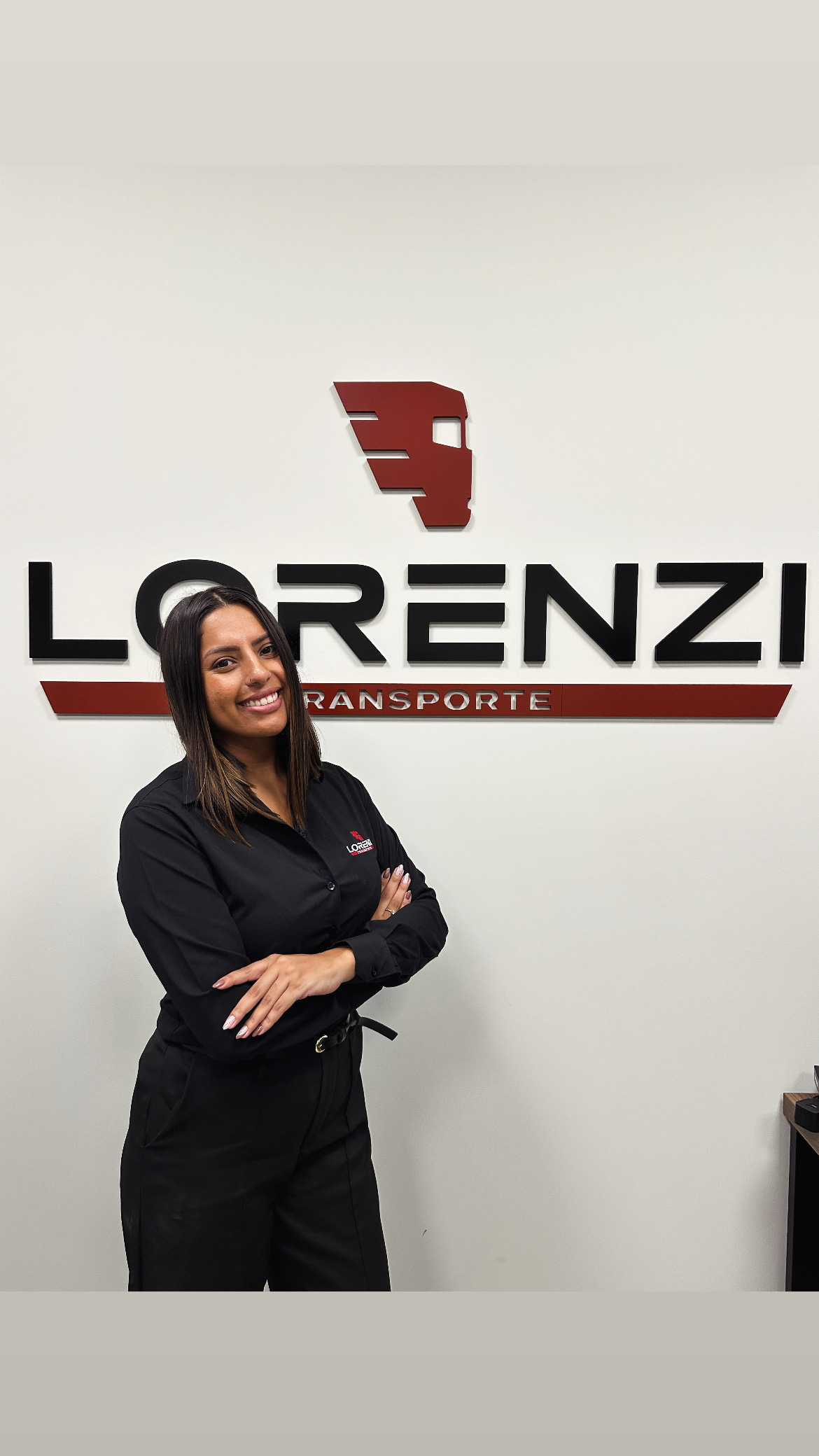 Integrante da equipe Karine Kucena — Transporte Lorenzi